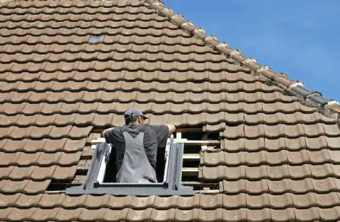 Pose de velux - Vouillé-les-Marais